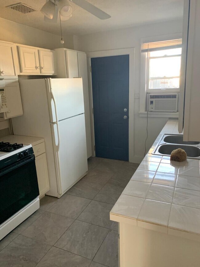 1014 5th St NW in Albuquerque, NM - Building Photo - Building Photo