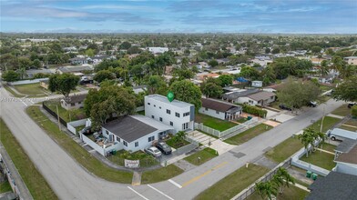 11504 SW 182nd Terrace in Miami, FL - Building Photo - Building Photo