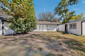 631 W Baker St in Denison, TX - Building Photo - Building Photo