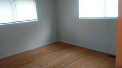 3351 N Kinser Pike in Bloomington, IN - Building Photo - Building Photo