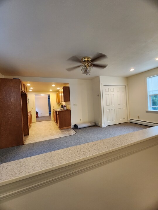 35 Forest Pl, Unit Upper in Fredonia, NY - Building Photo