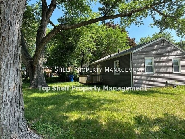 property at 7010 SW 13th St