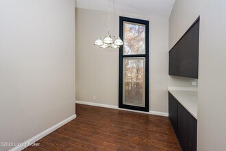 4115 Emma Lou Dr in Floyds Knobs, IN - Building Photo - Building Photo