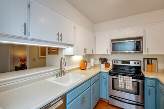 900 Bush St in San Francisco, CA - Building Photo - Building Photo