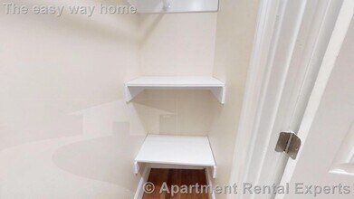 65 Walden St in Cambridge, MA - Foto de edificio - Building Photo