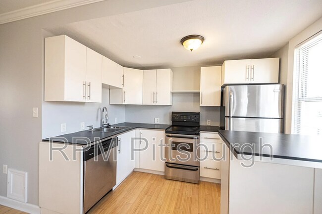 property at 1908 Wharton St