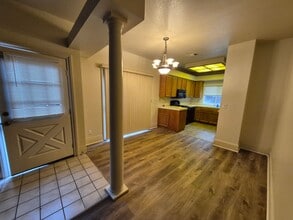 8132 Filifera Way in Antelope, CA - Building Photo - Building Photo