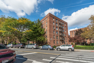 3105 Avenue V in Brooklyn, NY - Building Photo - Building Photo