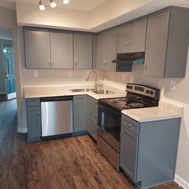Brushwood Apartments in Owensboro, KY - Foto de edificio - Building Photo