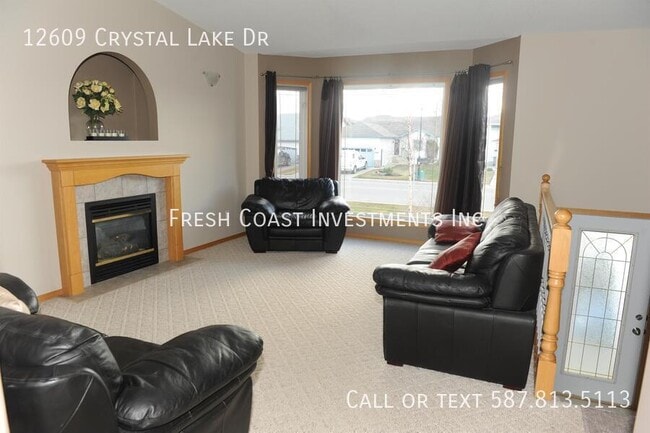 12609 Crystal Lake Dr in Grande Prairie, AB - Building Photo - Building Photo