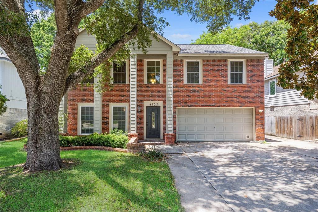 1102 Crestview St in Round Rock, TX - Building Photo