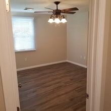 6401 Salem Park Cir in Mechanicsburg, PA - Building Photo - Building Photo