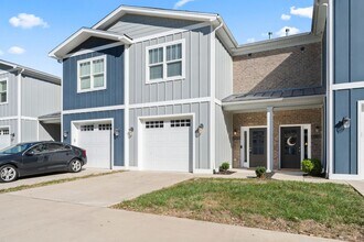 4205 Taylor Cv Ct in Louisville, KY - Building Photo - Building Photo