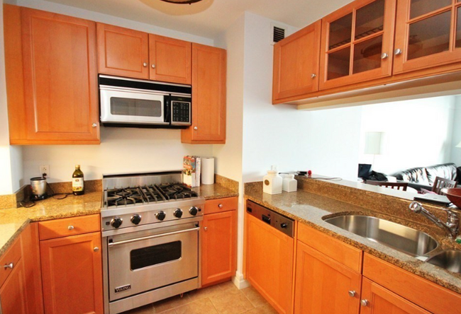 2 Avery St, Unit 30B in Boston, MA - Building Photo - Building Photo