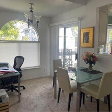 820 Boardwalk Pl in Redwood City, CA - Building Photo - Building Photo