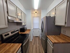 3670 Queen Anne Way in Colorado Springs, CO - Foto de edificio - Building Photo