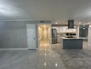 2107 Tecumseh Trce in Carrollton, TX - Foto de edificio - Building Photo