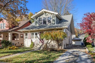 1408 W Washington St in Ann Arbor, MI - Building Photo