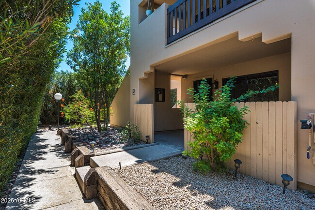 5402 E Windsor Ave in Phoenix, AZ - Building Photo - Building Photo