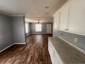 7085 W Issaquena St in Bay St. Louis, MS - Building Photo - Building Photo