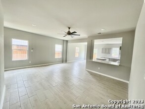 7828 Pecan Heights in San Antonio, TX - Building Photo - Building Photo