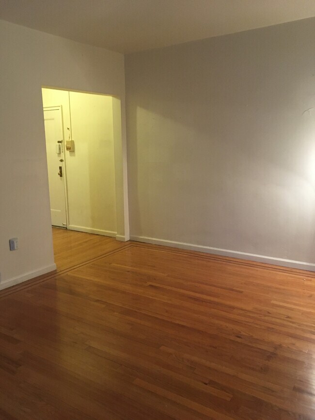 46 Exton Ave Apartments and Nearby North Arlington Apartments For Rent North Arlington, NJ