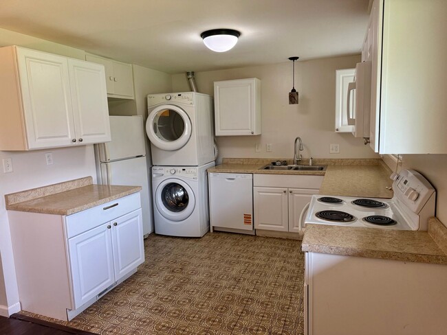 3486 Roswell Dr in Columbus, OH - Building Photo - Building Photo