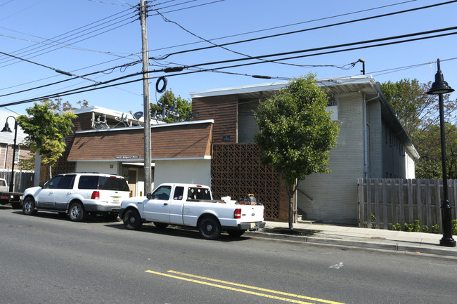 1215-1217 Springwood Ave in Asbury Park, NJ - Foto de edificio - Building Photo