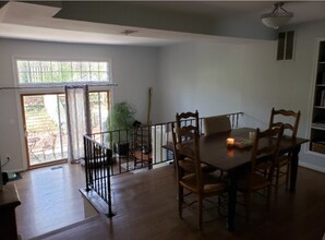 1512 Chatham Colony Ct in Reston, VA - Building Photo - Building Photo