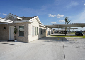 7111 N 59th Ln, Unit 4 in Alton, TX - Building Photo