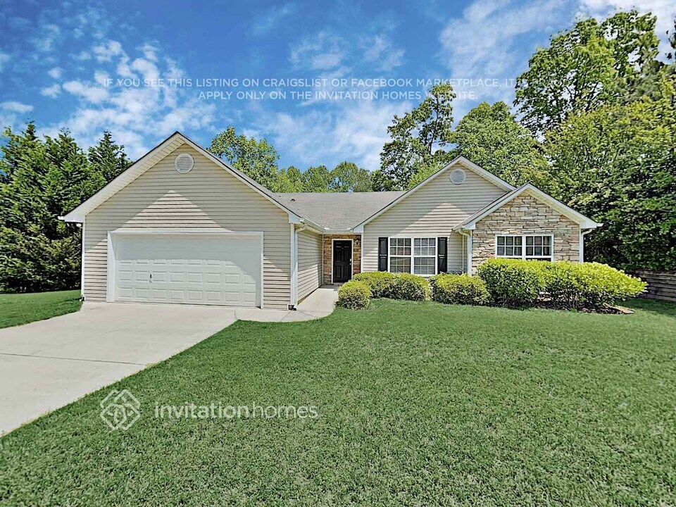 898 Kendall Park Dr in Winder, GA - Building Photo