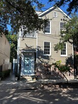 87 America St in Charleston, SC - Building Photo