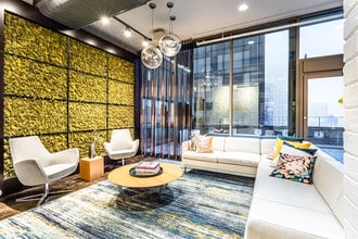 Arcade Artist Apartments in St. Louis, MO - Building Photo - Interior Photo