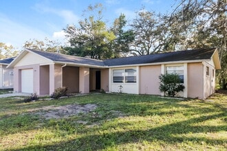 11600 Nature Trail in Port Richey, FL - Building Photo - Building Photo