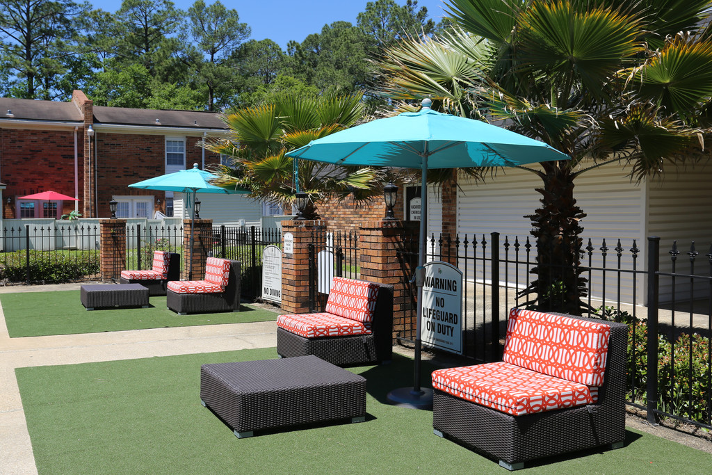 Yester Oaks Apartments in Mobile, AL