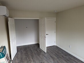 5209 S Pine St, Unit A in Tacoma, WA - Building Photo - Building Photo