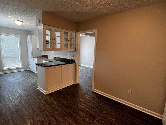 8100 Shallow Glen Trail in Memphis, TN - Building Photo - Building Photo