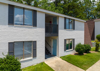 Riverwalk Auburn in Auburn, AL - Foto de edificio - Building Photo