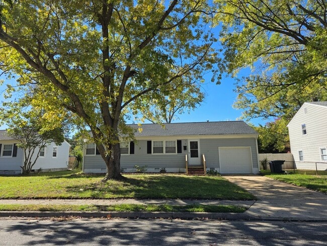 6 Clemwood Pkwy in Hampton, VA - Building Photo - Building Photo