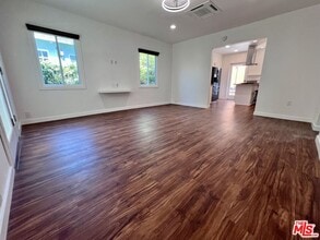 832 Indiana Ave in Los Angeles, CA - Building Photo - Building Photo