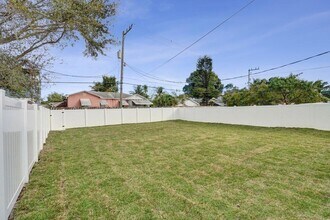 229 SW 1st Ave in Delray Beach, FL - Building Photo - Building Photo