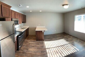 248 N 680 E in Vineyard, UT - Building Photo - Building Photo