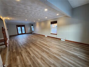 2452 Bromley Rd in University Heights, OH - Building Photo - Building Photo