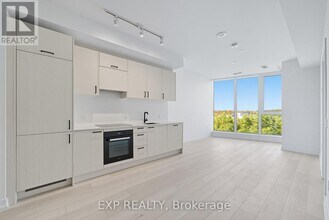 1 Kyle Lowry Rd in Toronto, ON - Building Photo - Building Photo