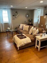 11 Cyrus St in Wakefield, MA - Building Photo - Building Photo
