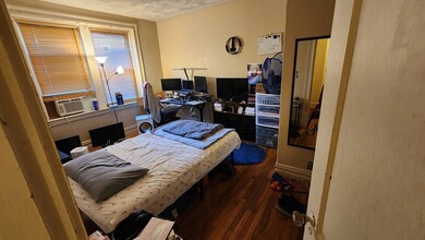 317 Saint Paul St, Unit 1 in Brookline, MA - Building Photo - Building Photo