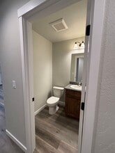 4738 Gebhard Rd-Unit -4738 in Central Point, OR - Building Photo - Building Photo