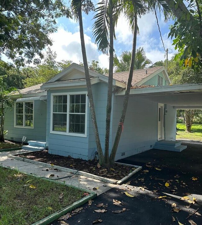 1714 2nd Ave E in Bradenton, FL - Building Photo - Building Photo