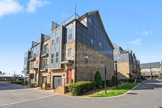 2905 Grand Union Way in Charlotte, NC - Building Photo - Building Photo