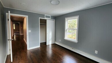 30 Union St in Foxboro, MA - Building Photo - Building Photo